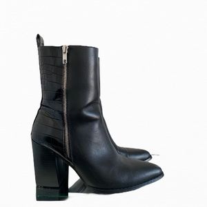 Steve Madden mid length boots